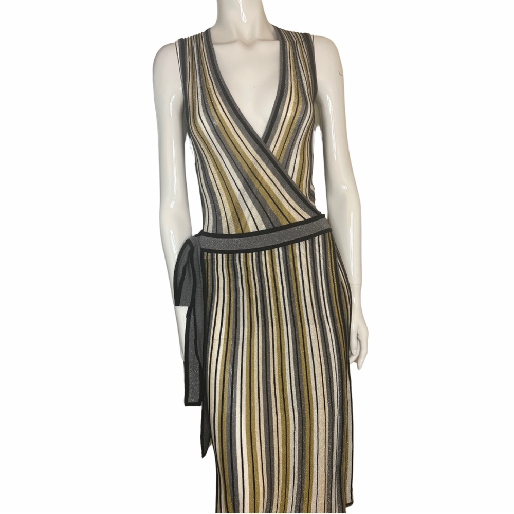 DVF rare sparkle wrap dress! Fits size 4-6